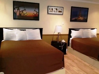bedroom 2 - hotel baymont by wyndham edson - edson, canada