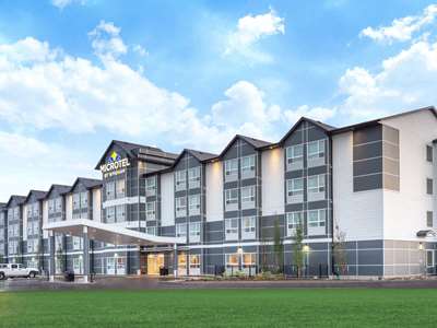 exterior view - hotel microtel inn and suites fort mcmurray - fort mcmurray, canada