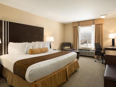 bedroom - hotel ramada limited golden - golden, canada