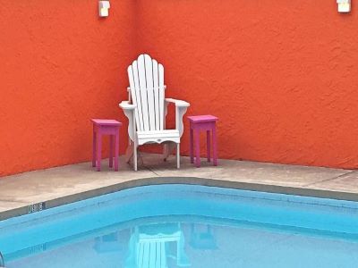 outdoor pool - hotel hotel zed kelowna - kelowna, canada