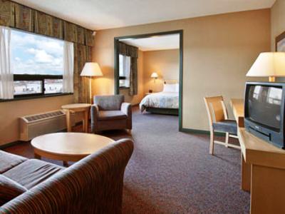 suite - hotel ramada plaza by wyndham prince george - prince george, canada