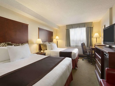 bedroom - hotel travelodge by wyndham vancouver airport - richmond, canada
