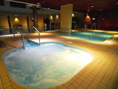 indoor pool 1 - hotel grand pacific - victoria, canada