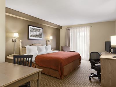 bedroom 1 - hotel travelodge suites by wyndham saint john - saint john, canada
