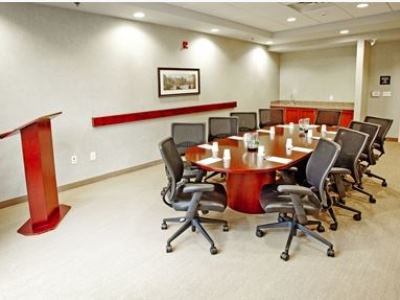 conference room - hotel hampton inn and suites by hilton barrie - barrie, canada