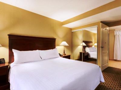 bedroom 2 - hotel homewood suites cambridge waterloo - cambridge, canada