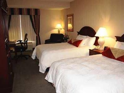 bedroom 3 - hotel hilton garden inn kitchener cambridge - cambridge, canada
