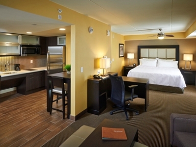 bedroom - hotel homewood suites by hilton hamilton - hamilton, canada