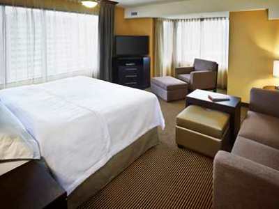 bedroom 2 - hotel homewood suites by hilton hamilton - hamilton, canada