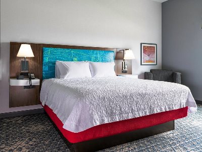 bedroom - hotel hampton inn by hilton kingston - kingston, ontario, canada