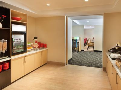breakfast room - hotel towneplace suites toronto ne/markham - markham, canada
