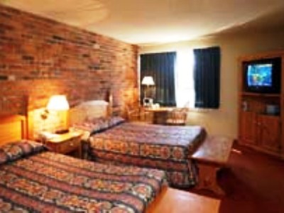 bedroom 1 - hotel travelodge north bay lakeshore - north bay, canada