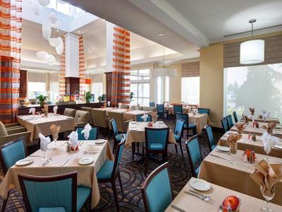 restaurant - hotel hilton garden inn toronto oakville - oakville, canada