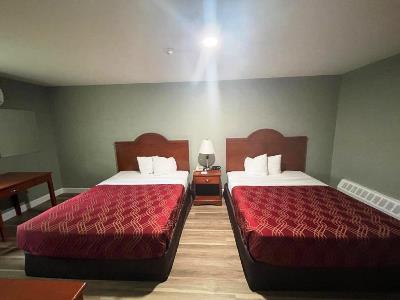 bedroom - hotel super 8 by wyndham pembroke - pembroke, canada