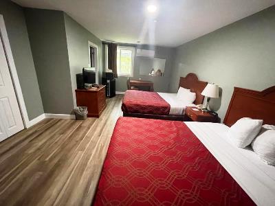 bedroom 4 - hotel super 8 by wyndham pembroke - pembroke, canada