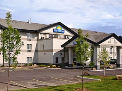 exterior view - hotel days inn by wyndham thunder bay north - thunder bay, canada
