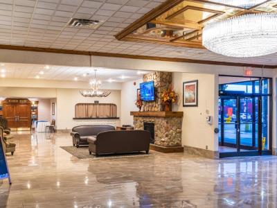 lobby 1 - hotel ramada by wyndham thunder bay airlane - thunder bay, canada