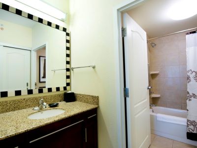 bathroom - hotel residence inn toronto vaughan - vaughan, canada