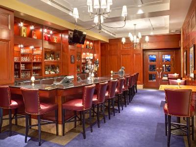 bar - hotel hilton lac-leamy - gatineau, canada