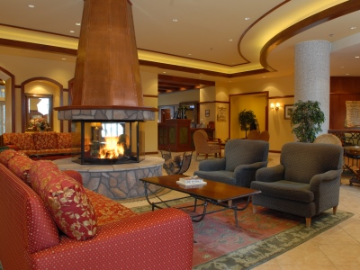 lobby 1 - hotel sommet des neiges - mont-tremblant, canada