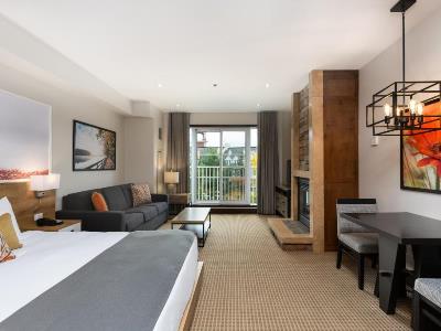 bedroom 2 - hotel ermitage du lac - mont-tremblant, canada