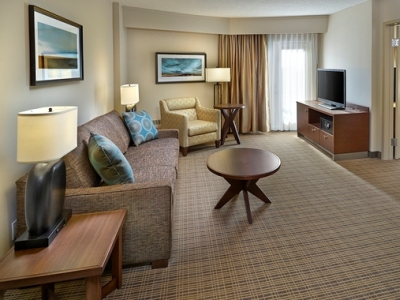 bedroom 2 - hotel doubletree by hilton regina - regina, canada
