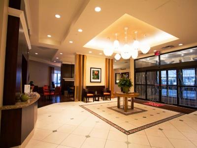 lobby - hotel hilton garden inn saskatoon downtown - saskatoon, canada