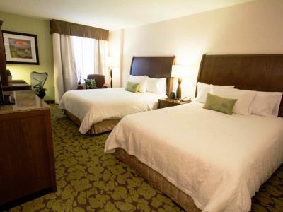 bedroom 1 - hotel hilton garden inn saskatoon downtown - saskatoon, canada