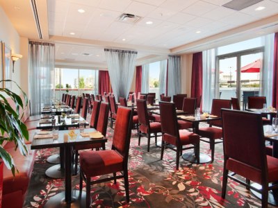 restaurant - hotel hilton vancouver metrotown - burnaby, canada