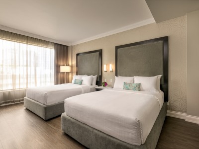 bedroom - hotel georgian court hotel, worldhotels elite - vancouver, canada