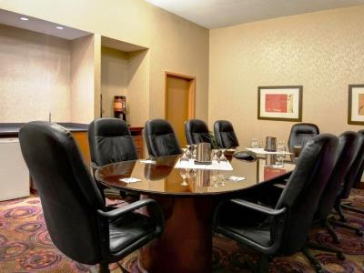 conference room 1 - hotel hampton inn and suites langley surrey - surrey, canada