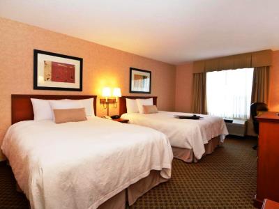 bedroom 2 - hotel hampton inn and suites langley surrey - surrey, canada