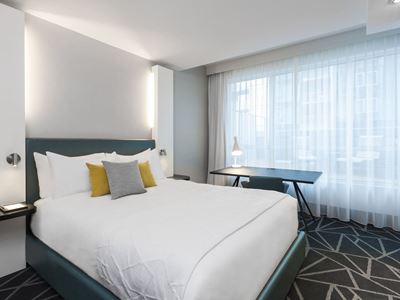 bedroom 6 - hotel warwick le crystal montreal - montreal, canada