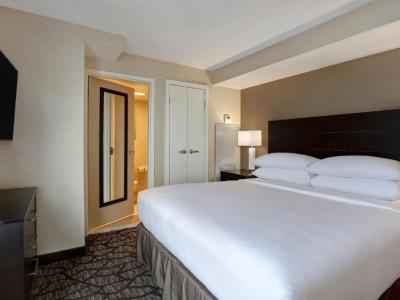 bedroom - hotel embassy suites niagara falls - niagara falls, canada