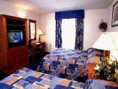 bedroom - hotel days inn and suites by the falls - niagara falls, canada