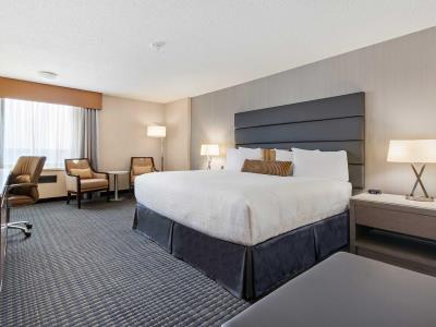 bedroom - hotel best western premier calgary plaza - calgary, canada