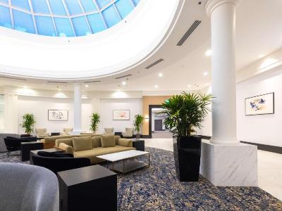 lobby 1 - hotel doubletree by hilton calgary north - calgary, canada