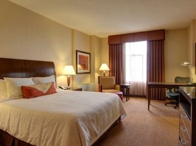 bedroom 1 - hotel hilton garden inn calgary airport - calgary, canada