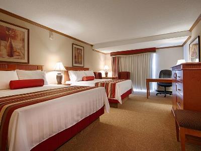 bedroom 1 - hotel best western plus port o'call - calgary, canada