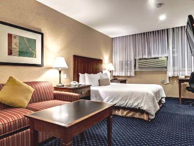 bedroom - hotel best western suites downtown - calgary, canada