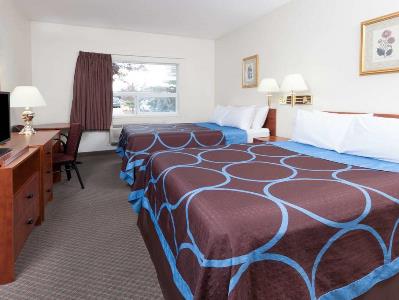 bedroom 1 - hotel super 8 by wyndham edmonton/west - edmonton, canada