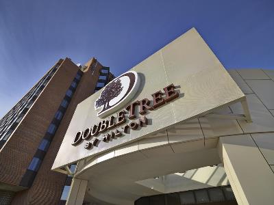 Doubletree By Hilton Hotel West Edmonton