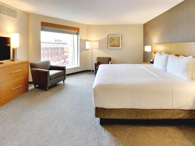 bedroom 2 - hotel doubletree by hilton edmonton downtown - edmonton, canada