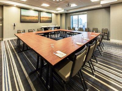 conference room - hotel doubletree by hilton edmonton downtown - edmonton, canada