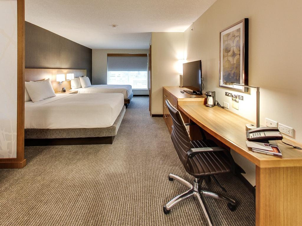 bedroom 1 - hotel doubletree by hilton edmonton downtown - edmonton, canada