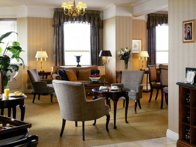 suite 1 - hotel fairmont le chateau frontenac - quebec, canada
