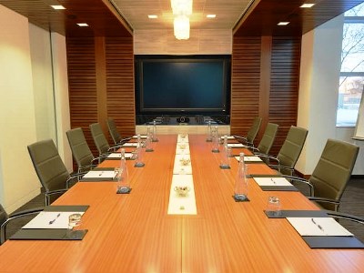 conference room - hotel bmo ifl, a dolce by wyndham - toronto, canada