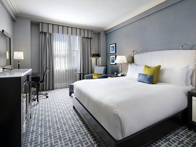 bedroom 2 - hotel fairmont royal york - toronto, canada