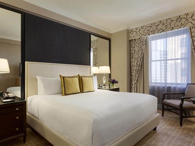 bedroom 5 - hotel fairmont royal york - toronto, canada