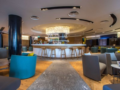 bar - hotel radisson blu reussen - andermatt, switzerland
